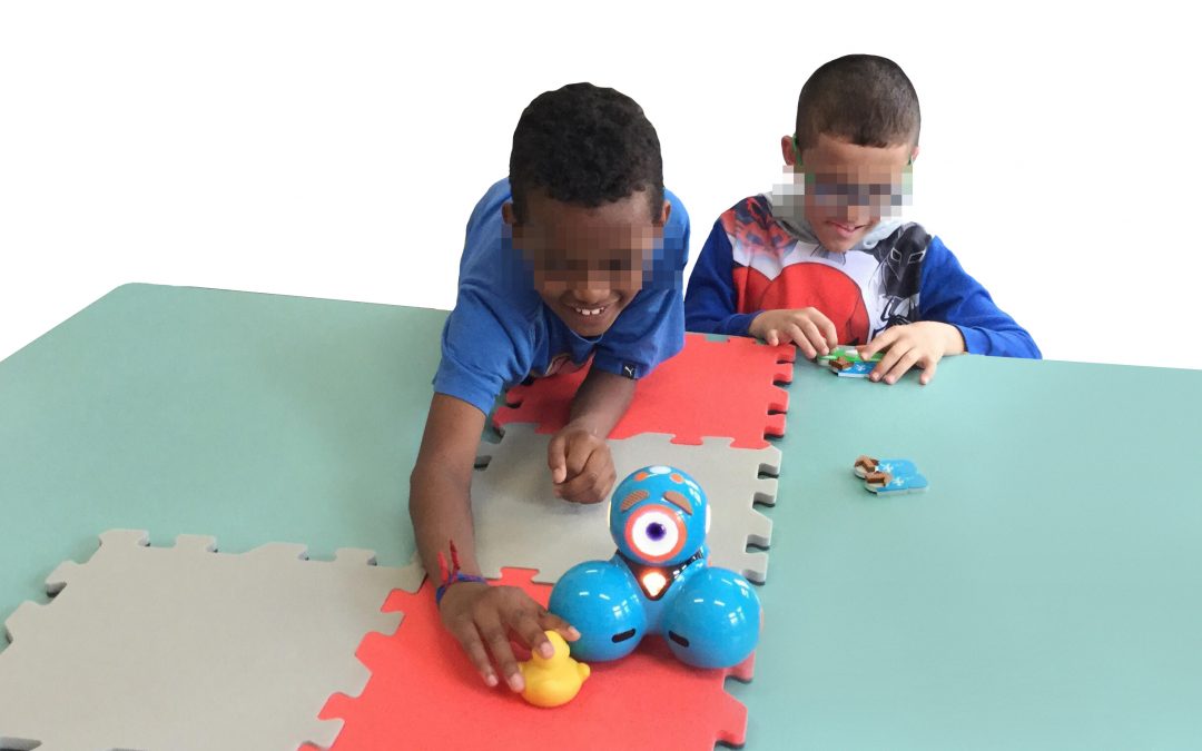 Computational Thinking learning for young visually impaired children by LASIGE